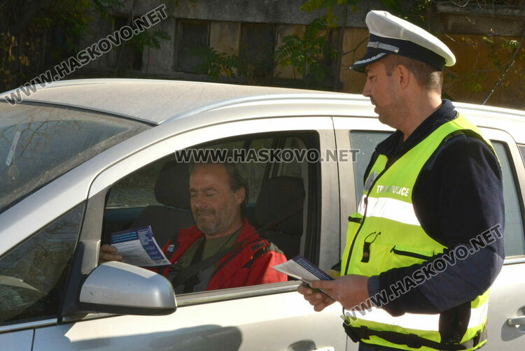 Глобиха трима водачи без светлини и двама без преглед в акцията на КАТ