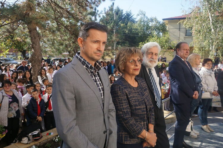 СУ „Д-р Петър Берон“ чества 100-годишен юбилей