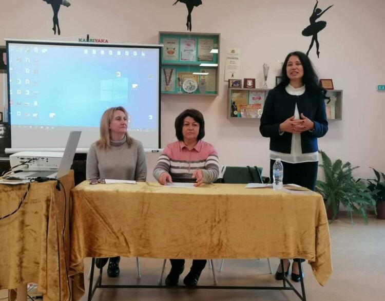 Библиотекари от три области се събраха на кръгла маса в Златоград