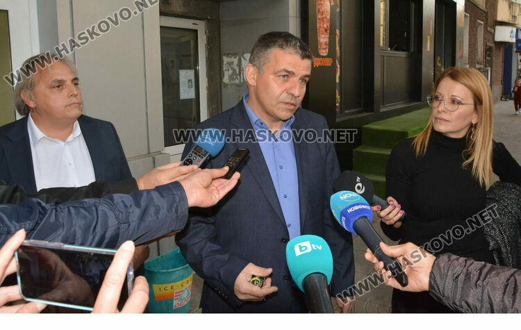 30 000 евро и 30 000 лева са задигнати от чейндж бюрото в Хасково