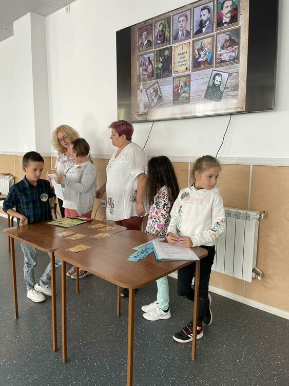 Димитровградско и карловско училище в общ открит урок