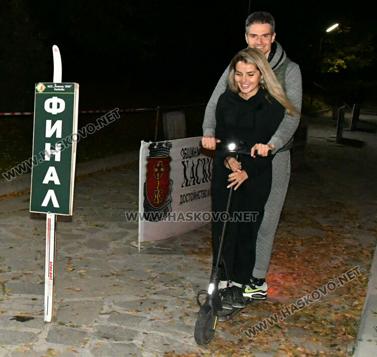 Започна нощният старт на спринта за Приз Хасково