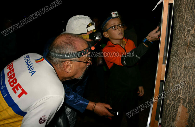 Започна нощният старт на спринта за Приз Хасково