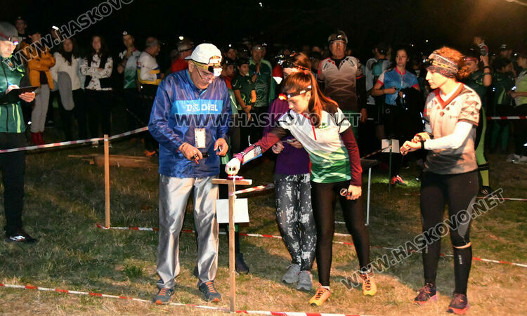 Започна нощният старт на спринта за Приз Хасково