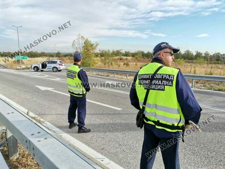 Парична гаранция за пияния турски водач, опитал да подкупи полицай с 250 евро
