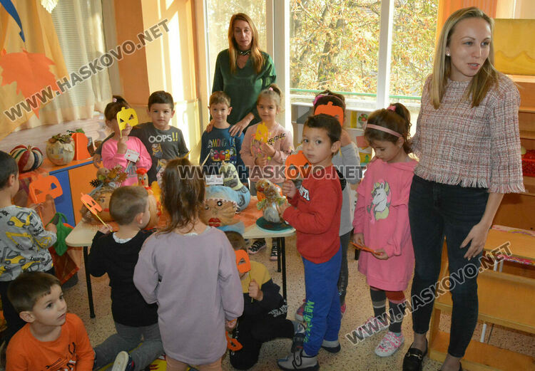 Атрактивни произведения от тиква показаха в детска градина „Славейче“