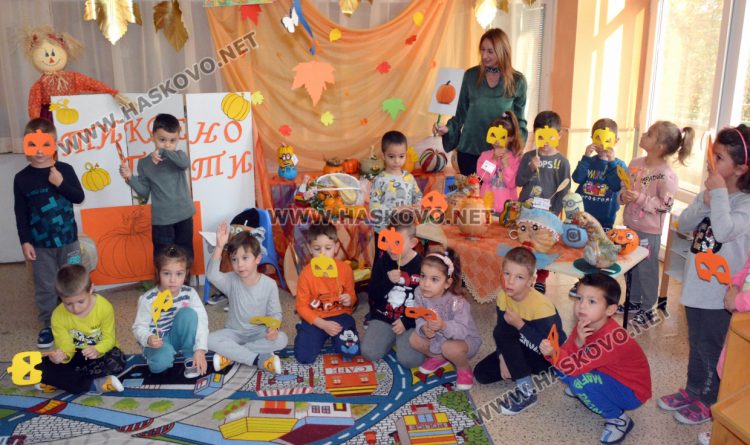 Атрактивни произведения от тиква показаха в детска градина „Славейче“