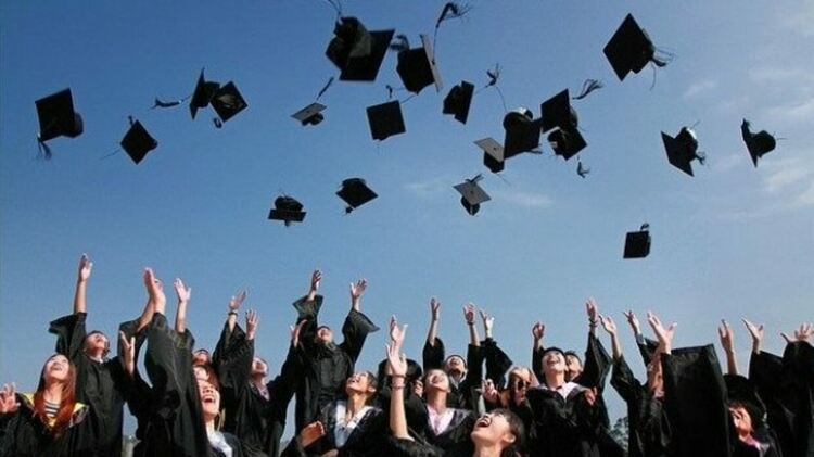 В Смолянско жените по-образовани от мъжете, всеки пети е с висше образование