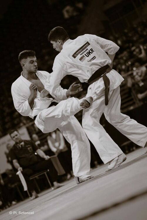 Състезателите от СК "„Хамон доджо“- Асеновград с медали от Европейското първенство по шинкиокушин