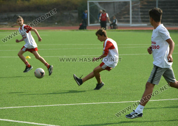 С футбол започнаха ученическите игри в Хасково, 22 отбора в надпреварата