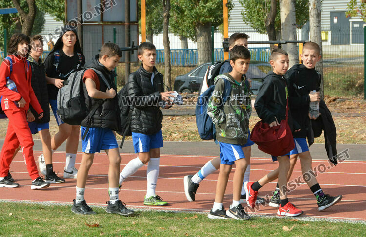 С футбол започнаха ученическите игри в Хасково, 22 отбора в надпреварата