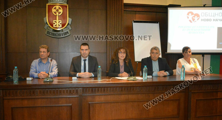 Деян Янев, Пламен Георгиев, Миглена Тянкова, Стратимир Димитров и Дарина Славова