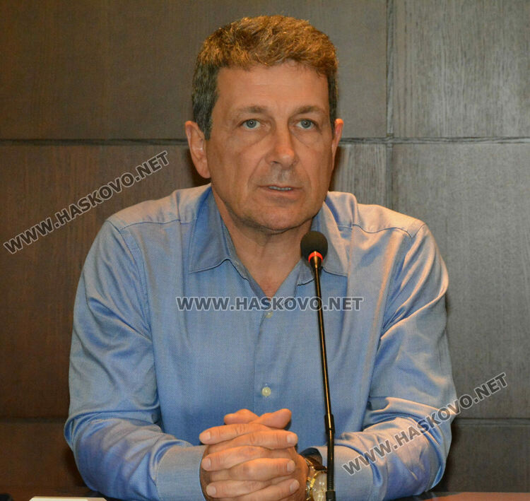 Младежи разказаха пред ученици за зависимостта си към наркотиците 