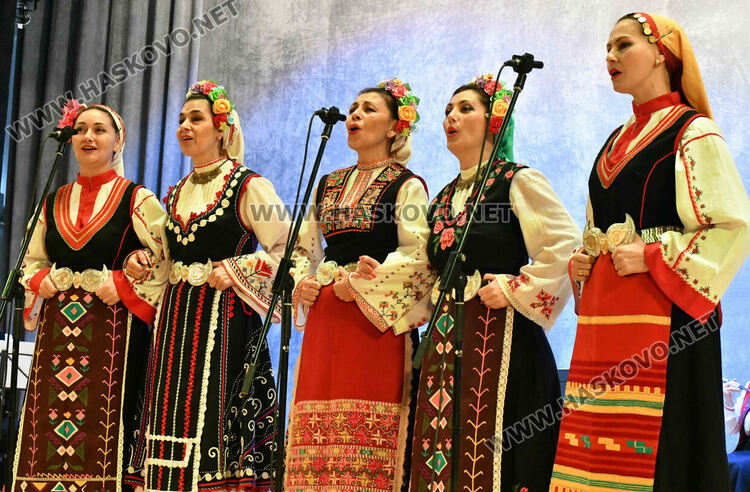 Ансамбъл „Филип Кутев“ с диригент Георги Андреев изнесе концерт в Хасково