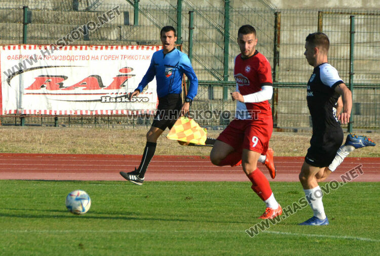 „Саяна Хасково“ и „Розова долина“ с равенство – 1:1 на „Ямача“
