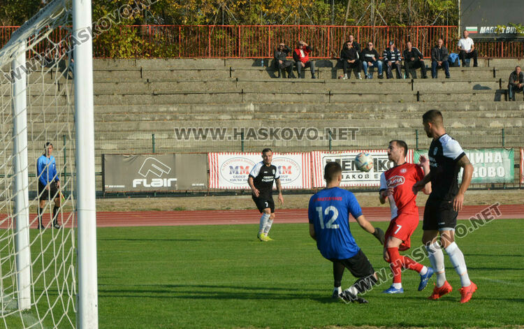 „Саяна Хасково“ и „Розова долина“ с равенство – 1:1 на „Ямача“