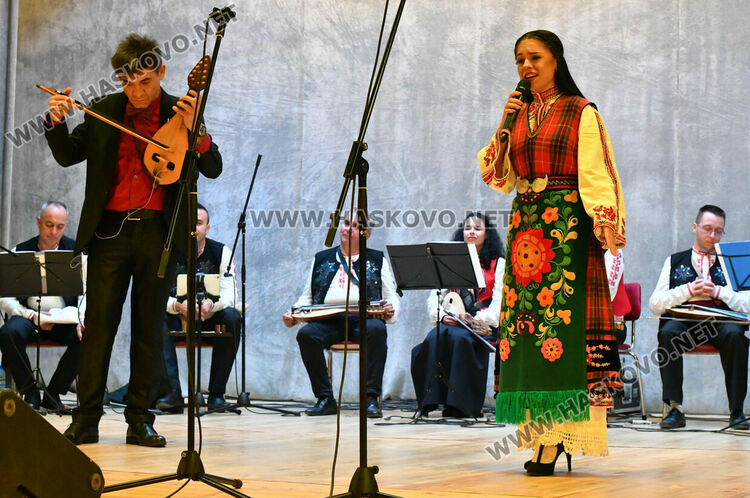 Ансамбъл „Филип Кутев“ с диригент Георги Андреев изнесе концерт в Хасково