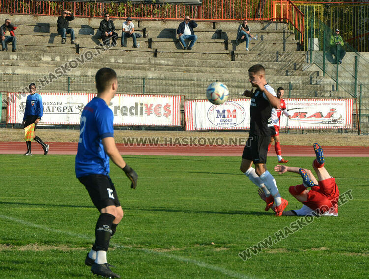 „Саяна Хасково“ и „Розова долина“ с равенство – 1:1 на „Ямача“