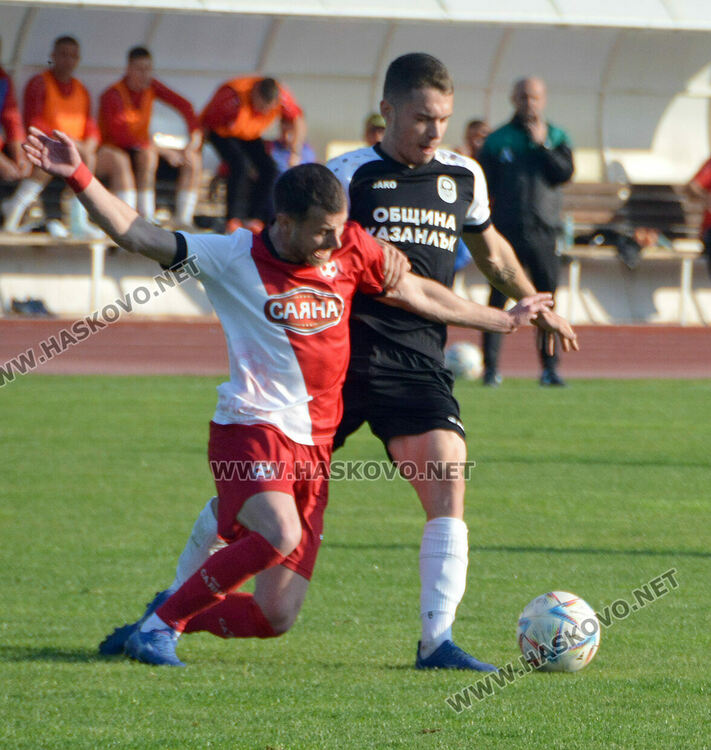 „Саяна Хасково“ и „Розова долина“ с равенство – 1:1 на „Ямача“