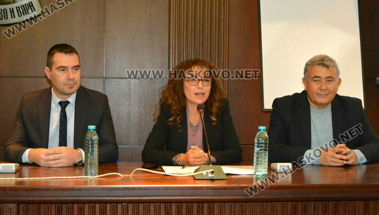 Младежи разказаха пред ученици за зависимостта си към наркотиците 