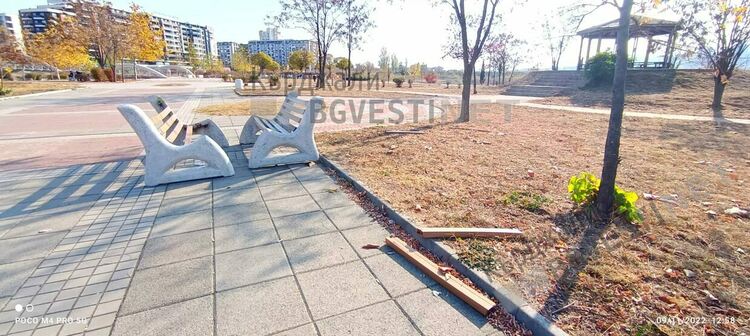 Пореден погром над пейките в парк „Арпезос Север”,вандали върлуват безпрепятствено