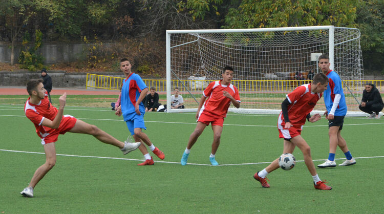Наградиха победителите в Общинското ученическо първенство по футбол