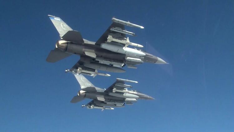 Вариант: Получаваме стари F-16 от Нидерландия, ако изпратим своите МиГ-29 на Украйна