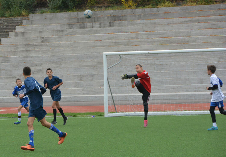 Наградиха победителите в Общинското ученическо първенство по футбол