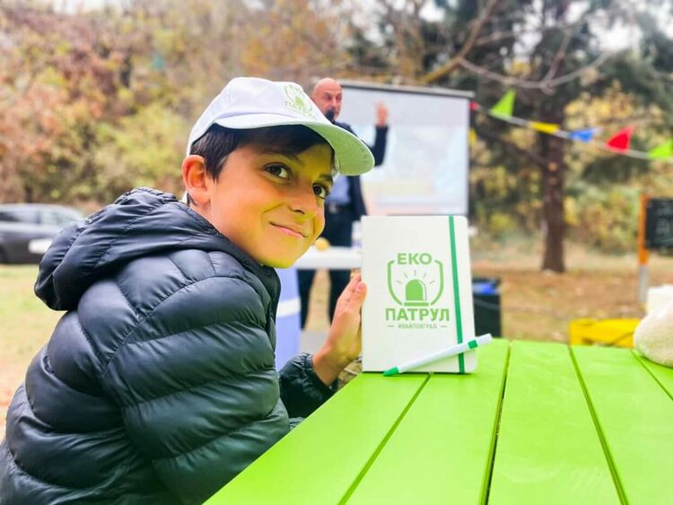 Откриха „зелен офис“ за уроци и игри сред природата