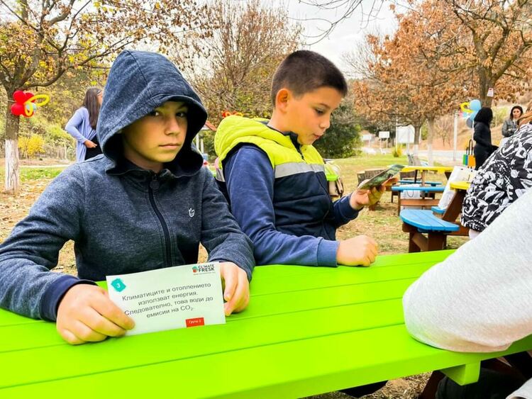 Откриха „зелен офис“ за уроци и игри сред природата