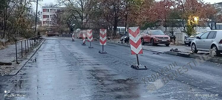 Асфалтират най-разбития участък на невралгичната улица „Заводска” в Кърджали