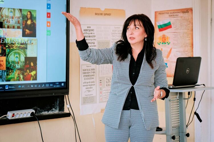 Изкуство и средиземноморски аромати в гимназията по туризъм