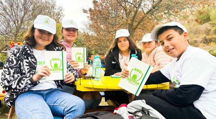 Откриха „зелен офис“ за уроци и игри сред природата