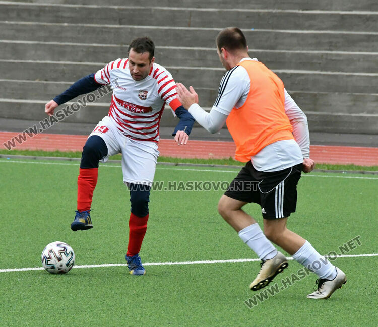 ФК „Хасково“ загуби от лидера „Любимец“ с 1:7 