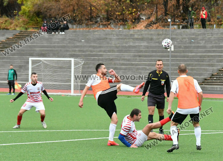 ФК „Хасково“ загуби от лидера „Любимец“ с 1:7 