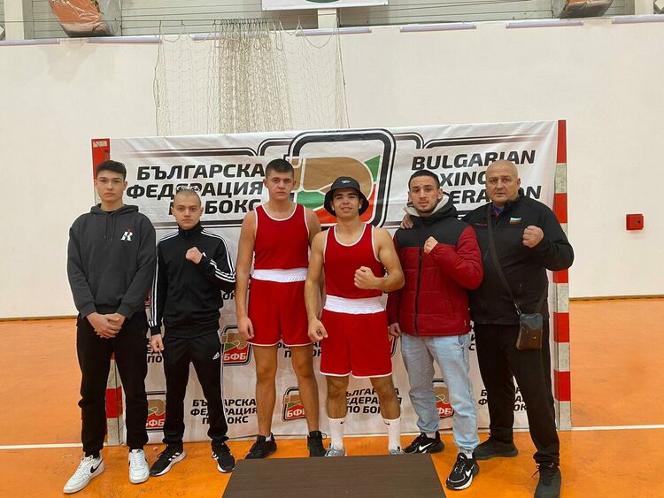 Юношите на Арда бокс спечелиха два сребърни медала на държавния шампионат в Петрич