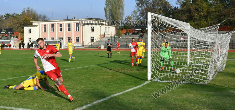 „Саяна Хасково“ победи „Димитровград“ с 4:0