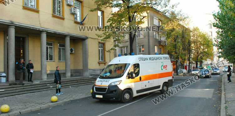 С линейка откараха от съда задържания за убийство турски полковник заради сърдечна криза