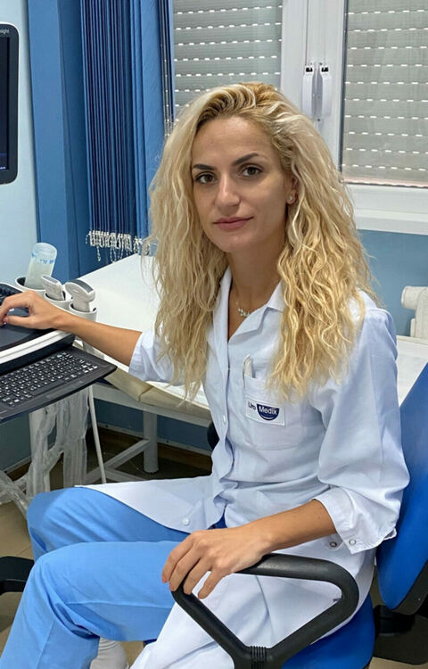 Уролог и ревматолог преглеждат в Първомай