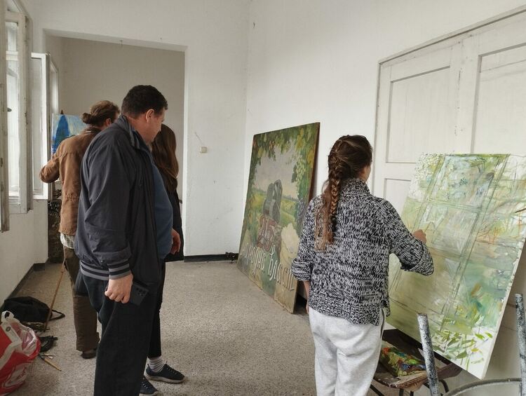 Художници превърнаха село Гранит в Мирна територия