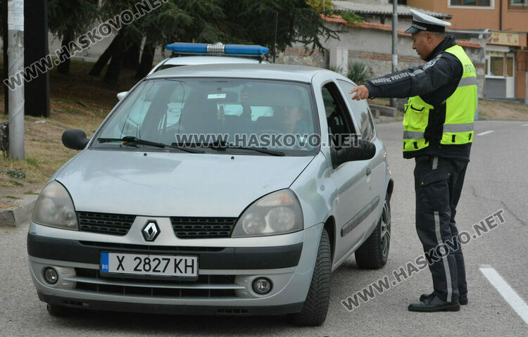 50 лева глоба и спират от движение кола без подходящи за зимата гуми