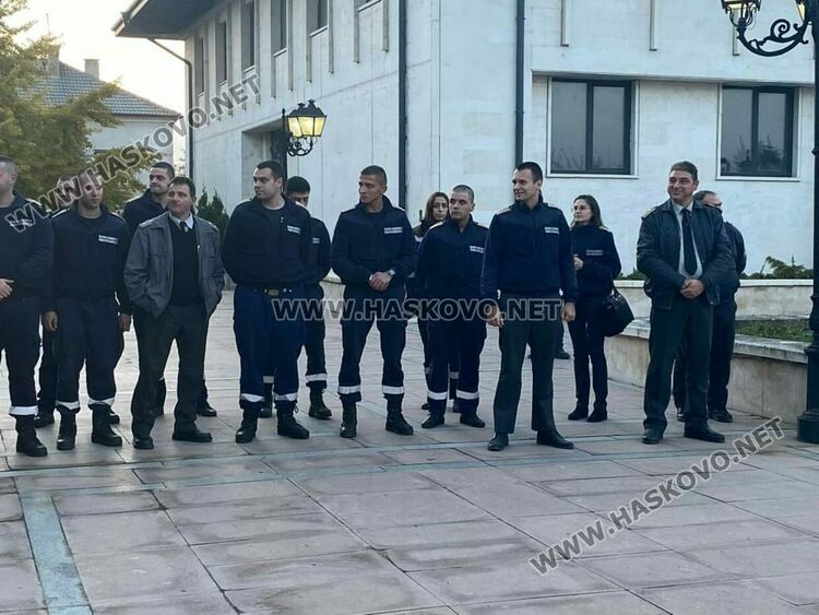 Главен комисар Николай Николов с Почетен знак