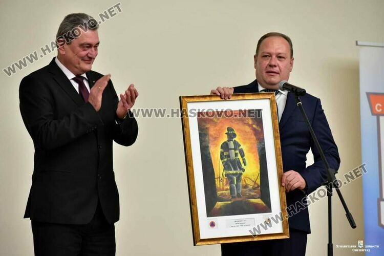 Главен комисар Николай Николов с Почетен знак