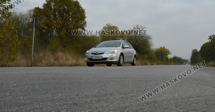 Шофьори: Липсва маркировката по пътя от Птицекомбината до Книжовник