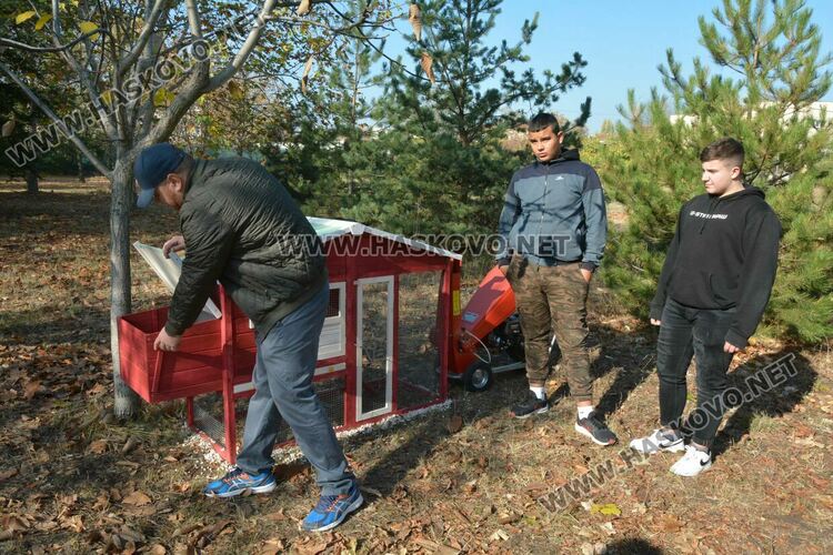 Бивша строителна площадка става училищно опитно поле