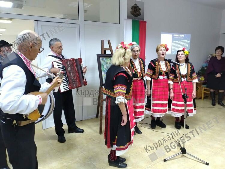 Представиха две книги на Христина Въчева пред кърджалийска публика