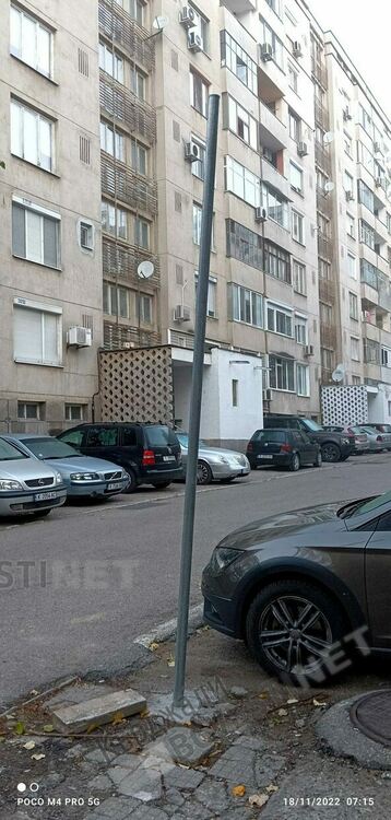  Табелите в комплекс „Младост” за Синя зона са премахнати след драматична среща с кмета