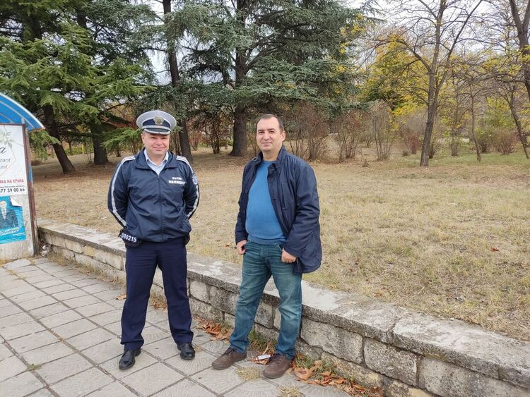 Пътни полицаи и ученици в съвместна акция за проверки на водачи за алкохол и наркотици в Кърджали