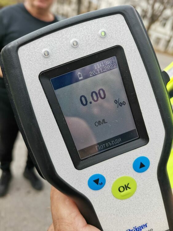 Пътни полицаи и ученици в съвместна акция за проверки на водачи за алкохол и наркотици в Кърджали