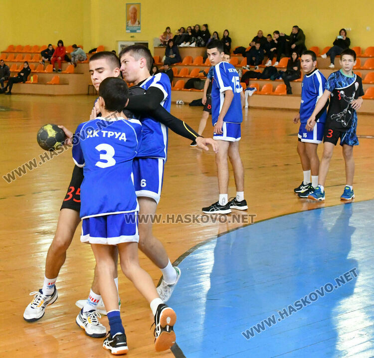 Юношите на „ Асти“ завършиха сезона с две победи и първо място във временното класиране на зона „Тракия“